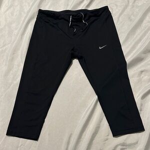 Nike Dri-Fit Capri Running Pants Sz L